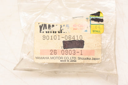 New OEM Yamaha 90101-06410-00 Rear Wheel Bolts Qty 2 NOS