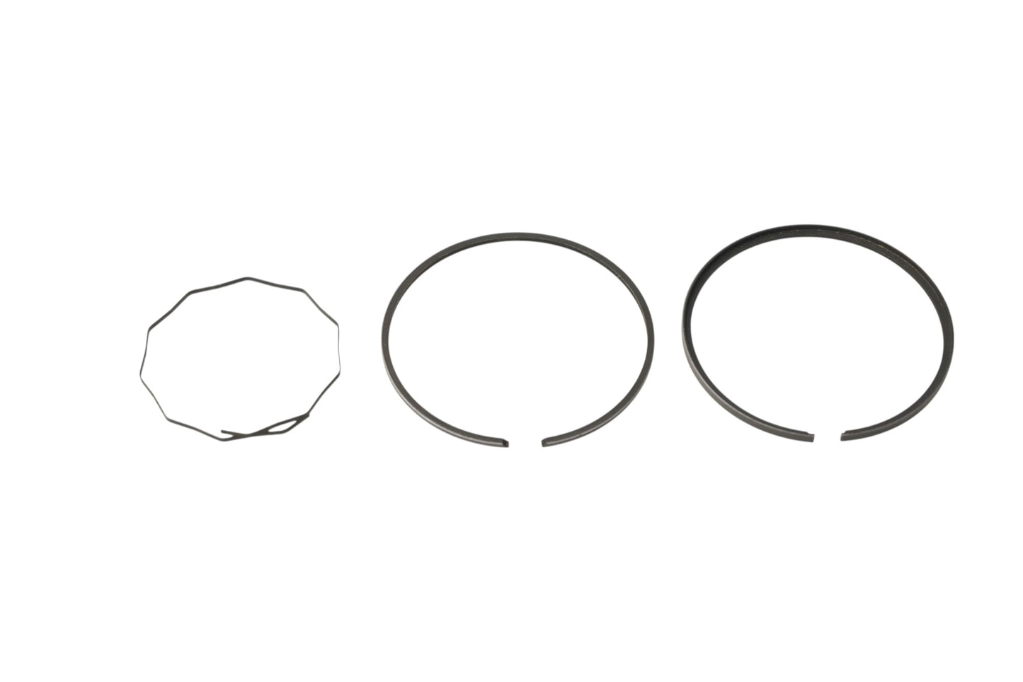 New OEM Yamaha 437-11610-10-00 Piston Ring Kit NOS