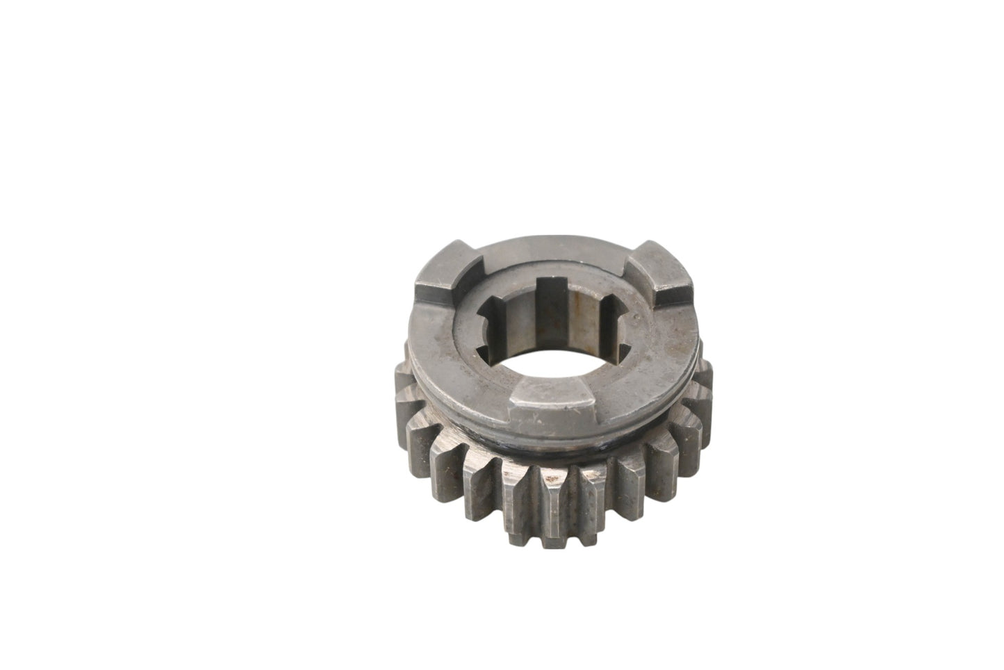 New OEM Yamaha 364-17131-11-00 3rd Pinion Gear NOS