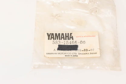 New OEM Yamaha 583-15466-00-00 Oil Pump Gasket NOS