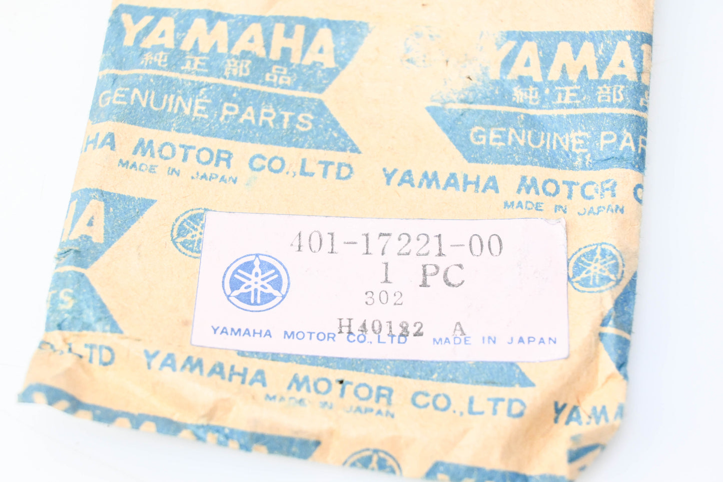 New OEM Yamaha 401-17221-00-00 2nd Wheel Gear NOS