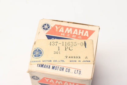 New OEM Yamaha 437-11635-01-00 Piston O/S 0.25 NOS