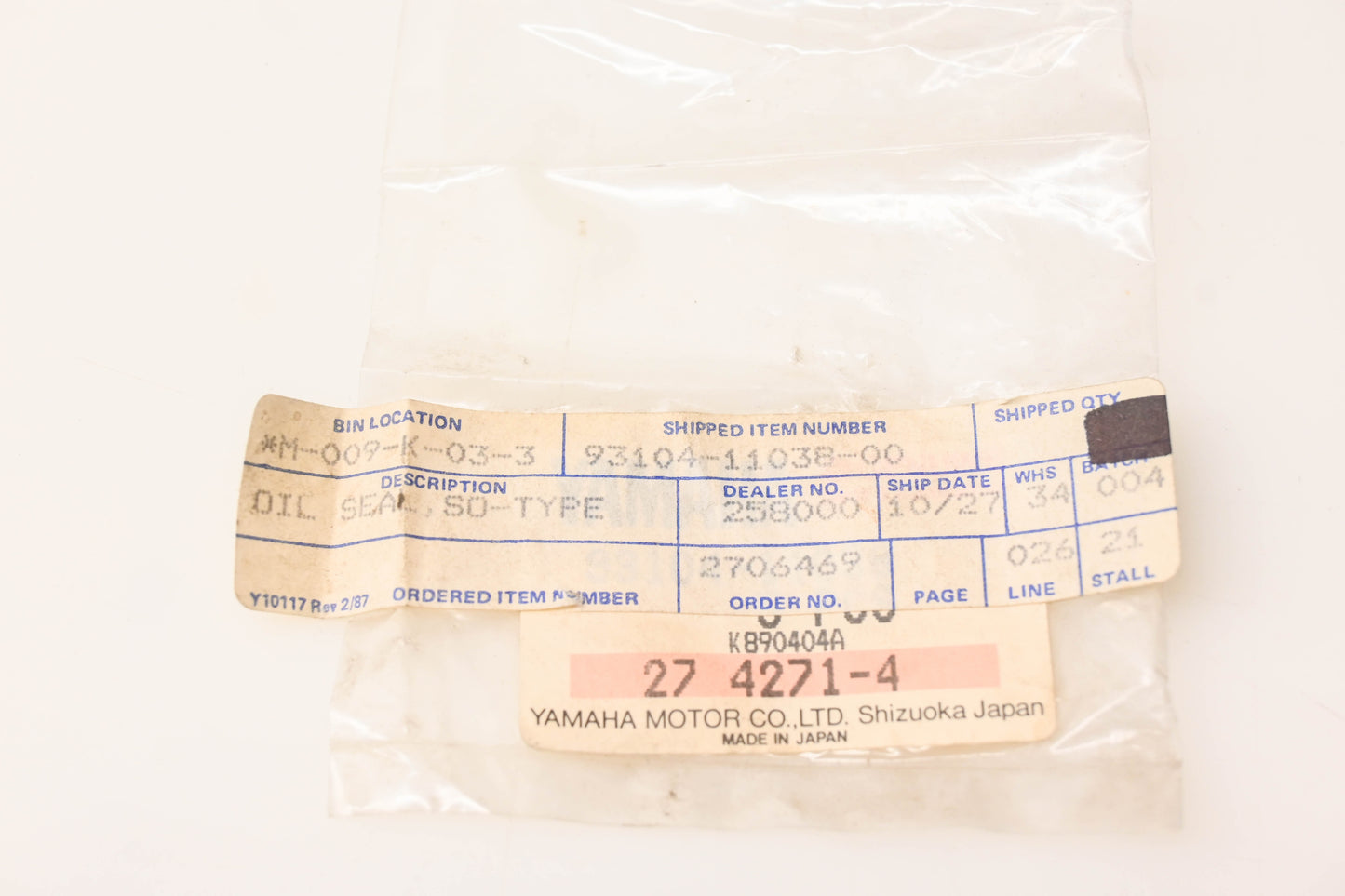 New OEM Yamaha 93104-11038-00 Oil Seal NOS