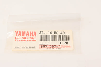 New OEM Yamaha 3TJ-14159-40-00 Carburetor Clip NOS