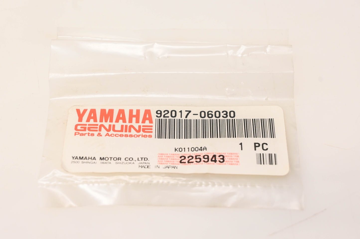 New OEM Yamaha 92017-06030-00 Button Head Bolt NOS