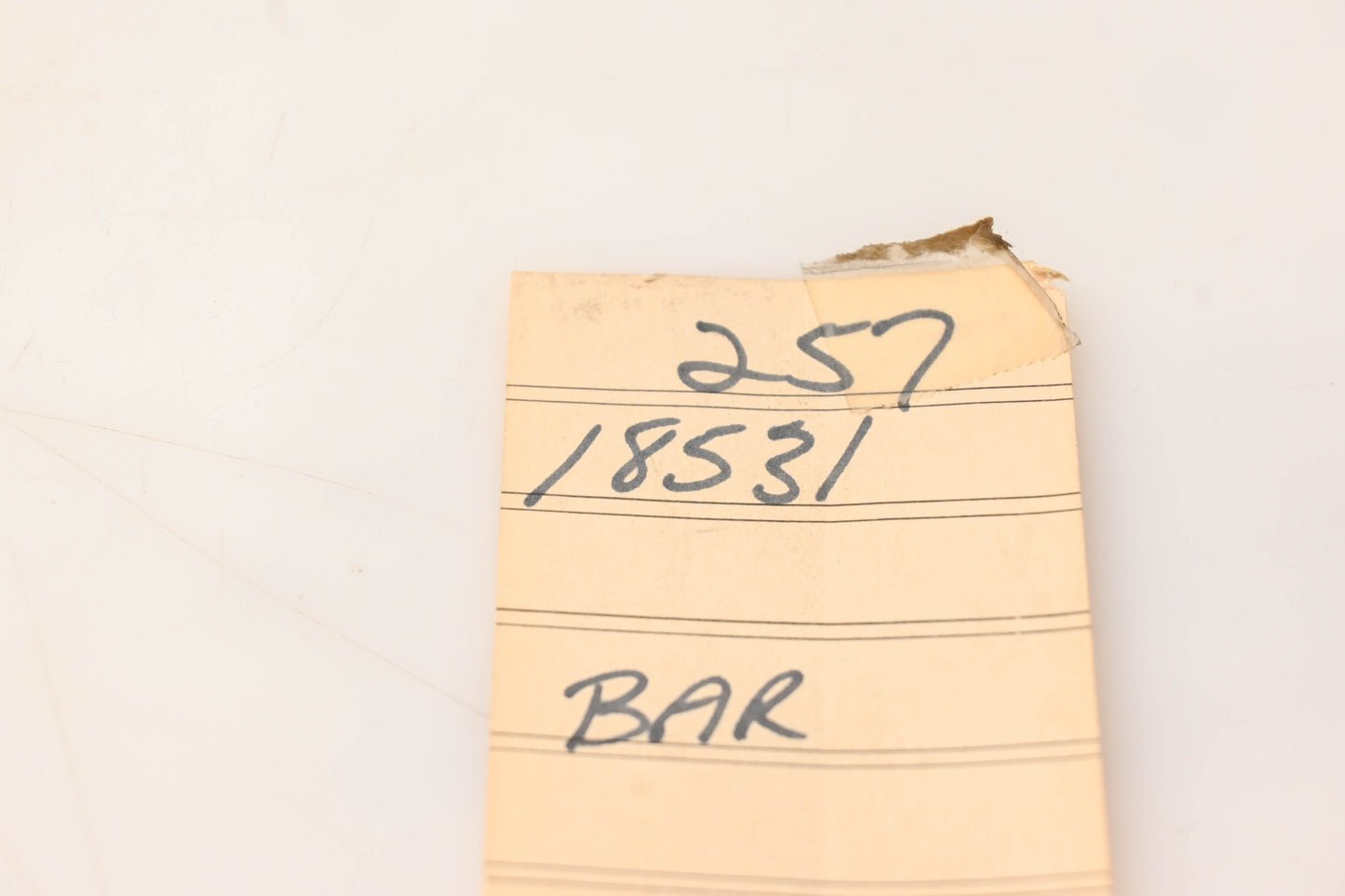 New OEM Yamaha 257-18531-00-00 Guide Bar NOS
