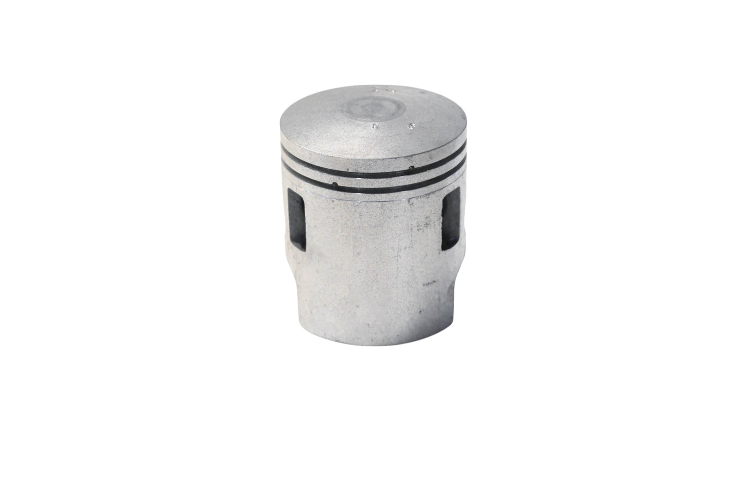 New OEM Yamaha 807-11631-00-96 Piston NOS