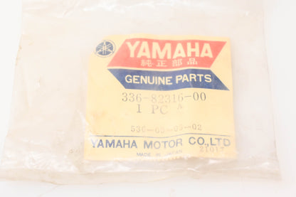 New OEM Yamaha 336-82316-00-00 Ignition Coil Bracket NOS