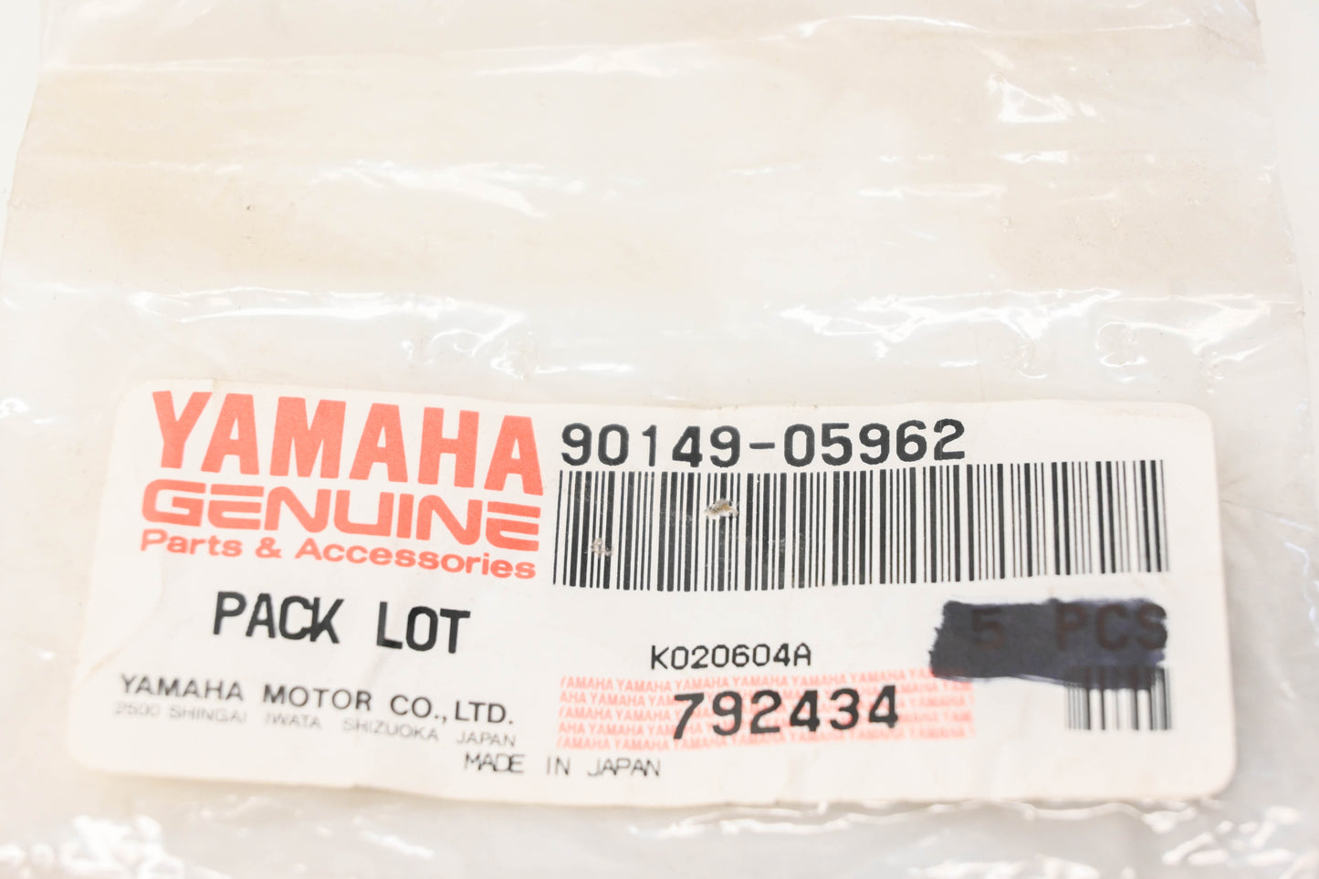 New OEM Yamaha 90149-05962-00 Screw NOS