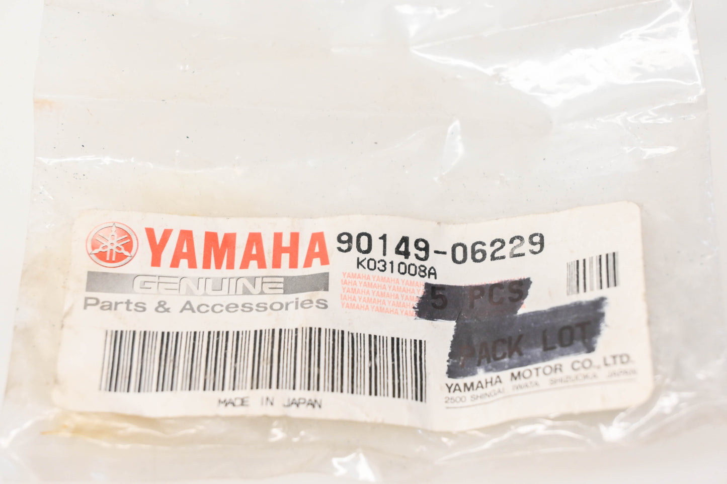 New OEM Yamaha 90149-06229-00 Screw NOS