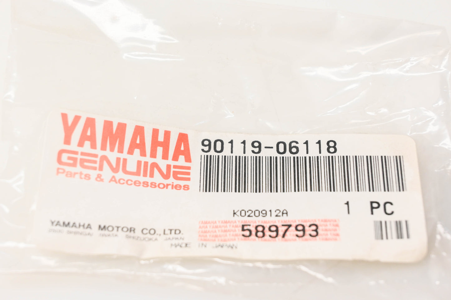 New OEM Yamaha 90119-06118-00 Bolt With Washer NOS