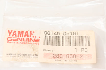 New OEM Yamaha 90149-05161-00 Screw NOS