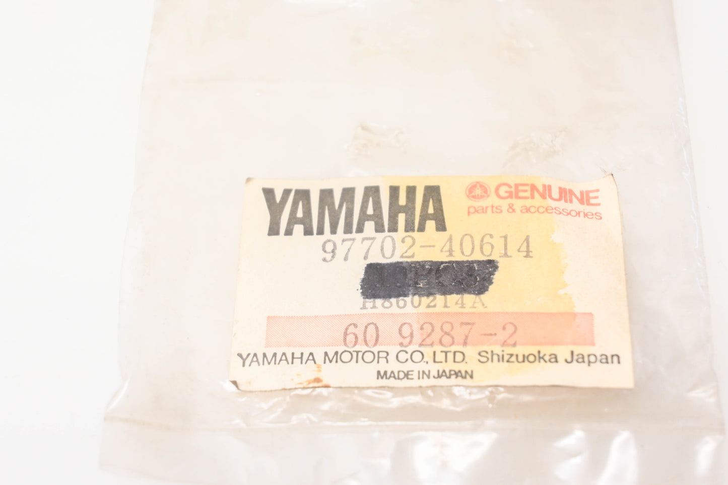 New OEM Yamaha 97702-40614-00 Screw NOS