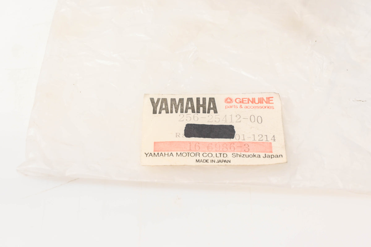 New OEM Yamaha 256-25412-00-00 Lock Washer NOS
