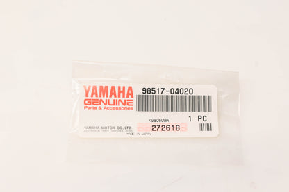 New OEM Yamaha 98517-04020-00 Pan Head Screw NOS