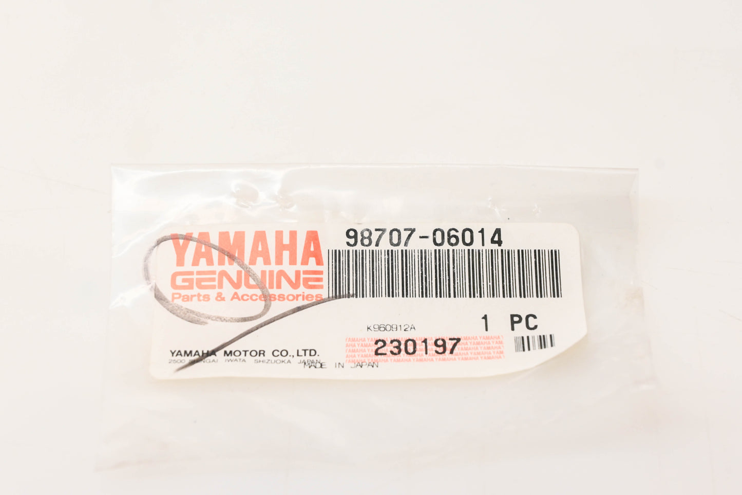 New OEM Yamaha 98707-06014-00 Flat Head Screw NOS