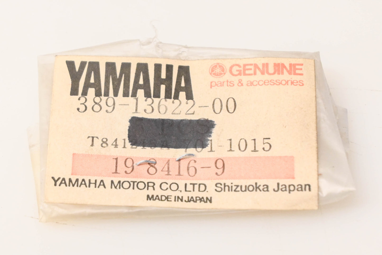 New OEM Yamaha 389-13622-00-00 Seat Valve Gasket NOS