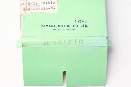 New OEM Yamaha 2F1-11610-30-00 Piston Ring Set NOS