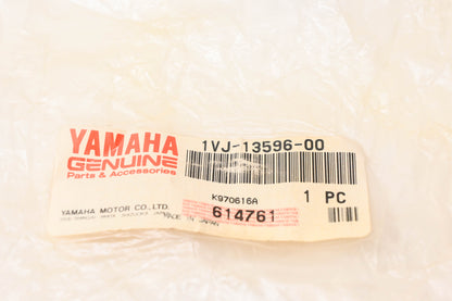 New OEM Yamaha 1VJ-13596-00-00 Carburetor Intake Manifold NOS