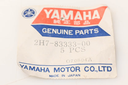 New OEM Yamaha 2H7-83333-00-00 Lens Fitting Screws Qty 5 NOS