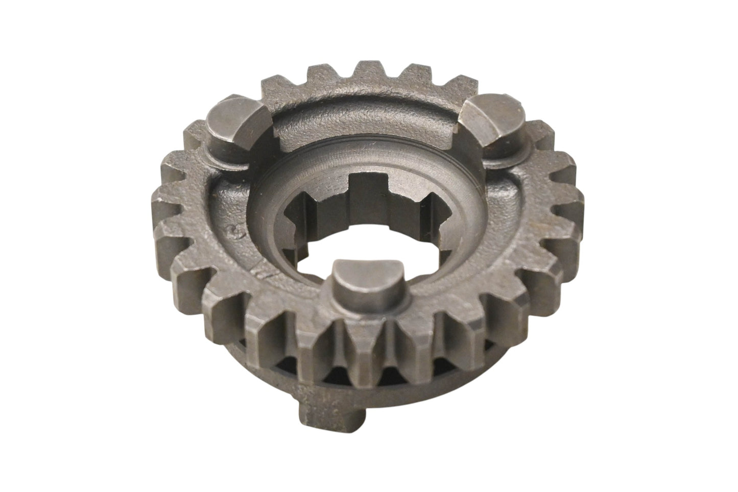 New OEM Yamaha 537-17251-01-00 5th Wheel Gear NOS