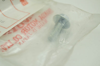 OEM Honda 90106-MJ0-000 Flange Bolt (6X16) NOS