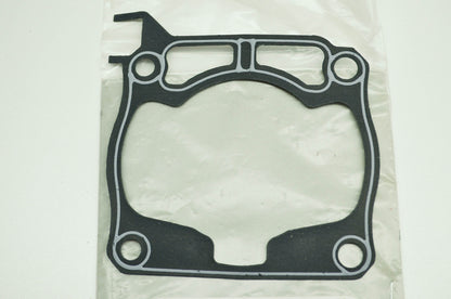 New OEM Yamaha 1C3-11351-00-00 Cylinder Gasket NOS