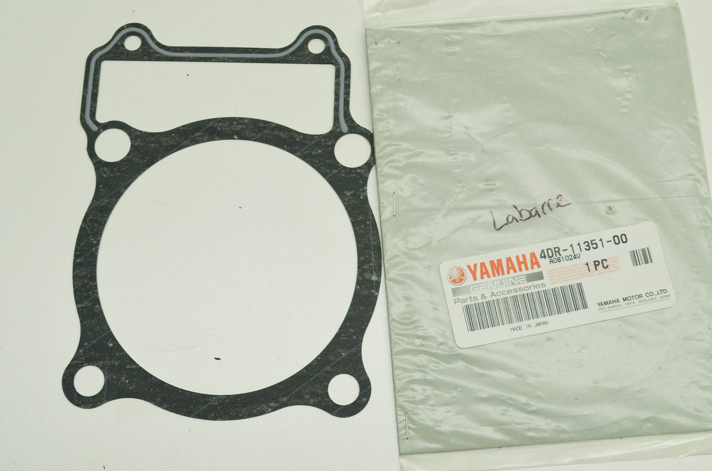 New OEM Yamaha 4DR-11351-00-00 Cylinder Gasket NOS