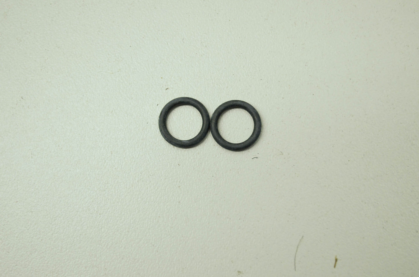 OEM Honda 91303-001-000 O-Ring (8X1.7) Qty 2 NOS