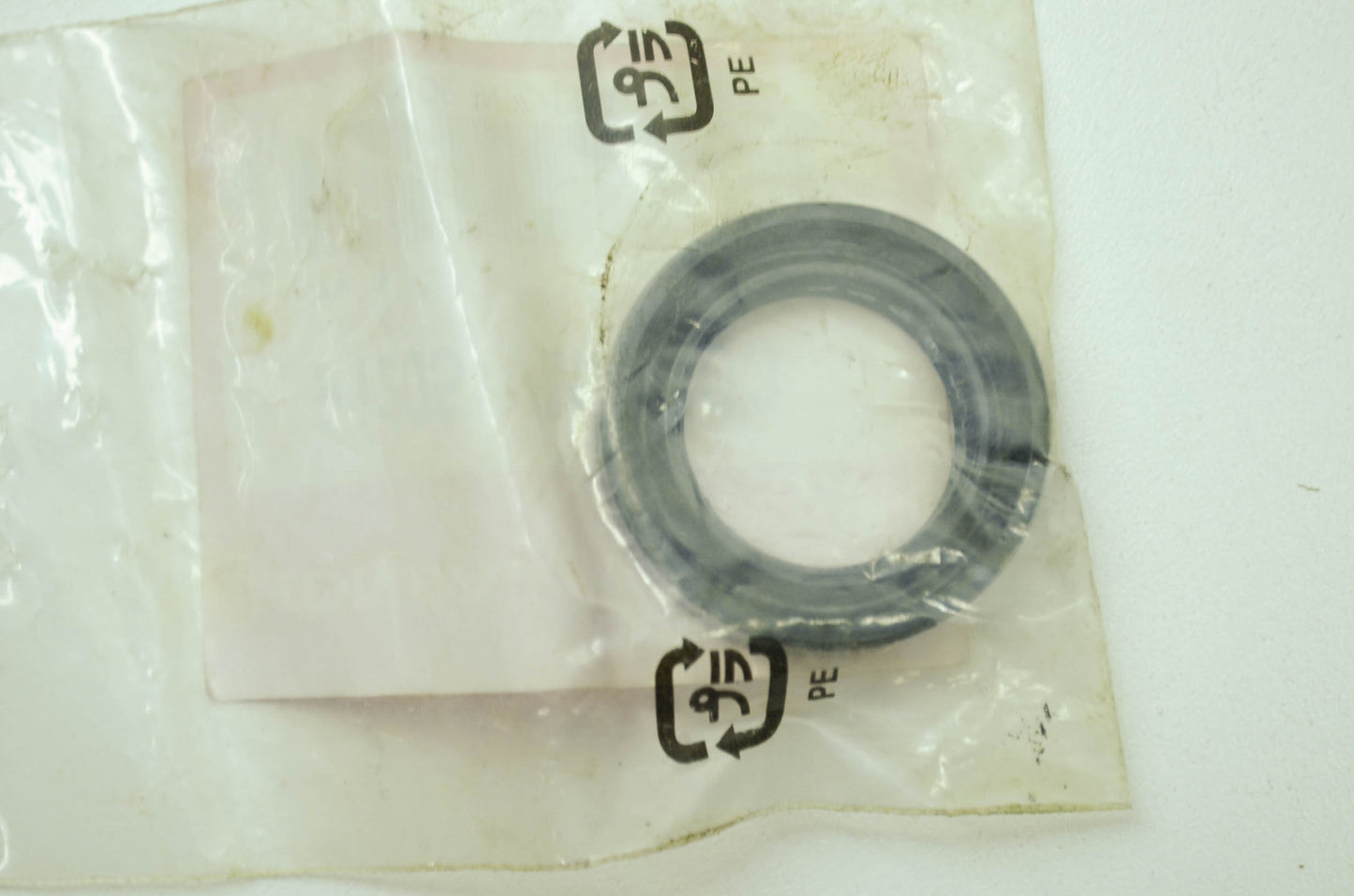 OEM Honda 91205-VM6-003 Dust Seal (23X35X7) NOS