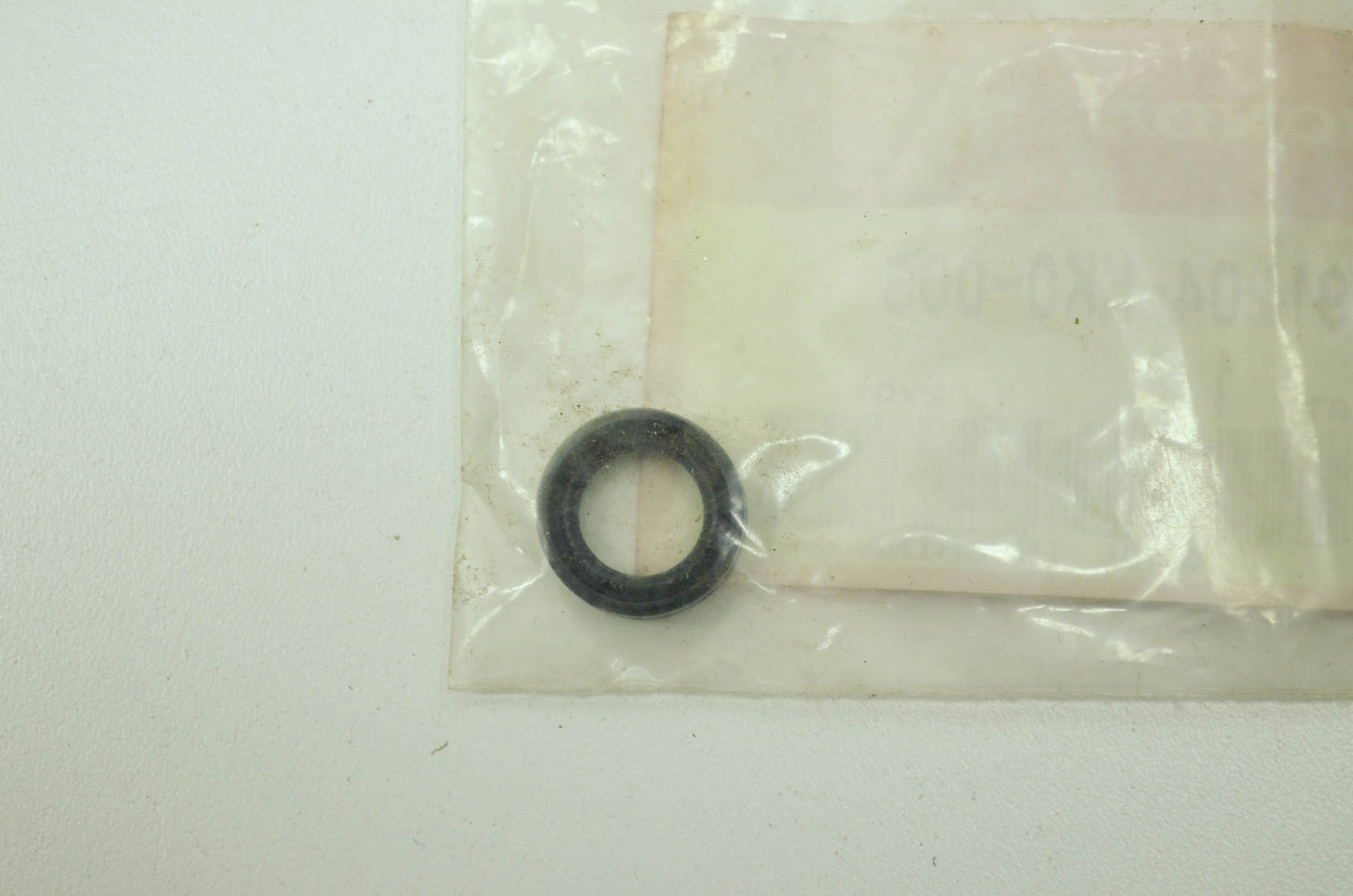 OEM Honda 91204-KK0-003 Oil Seal 12X18X5 NOS