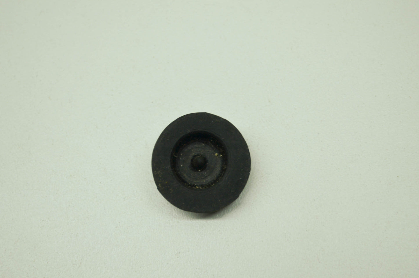 OEM Honda 91303-333-000 Rear Wheel Hub Plug NOS