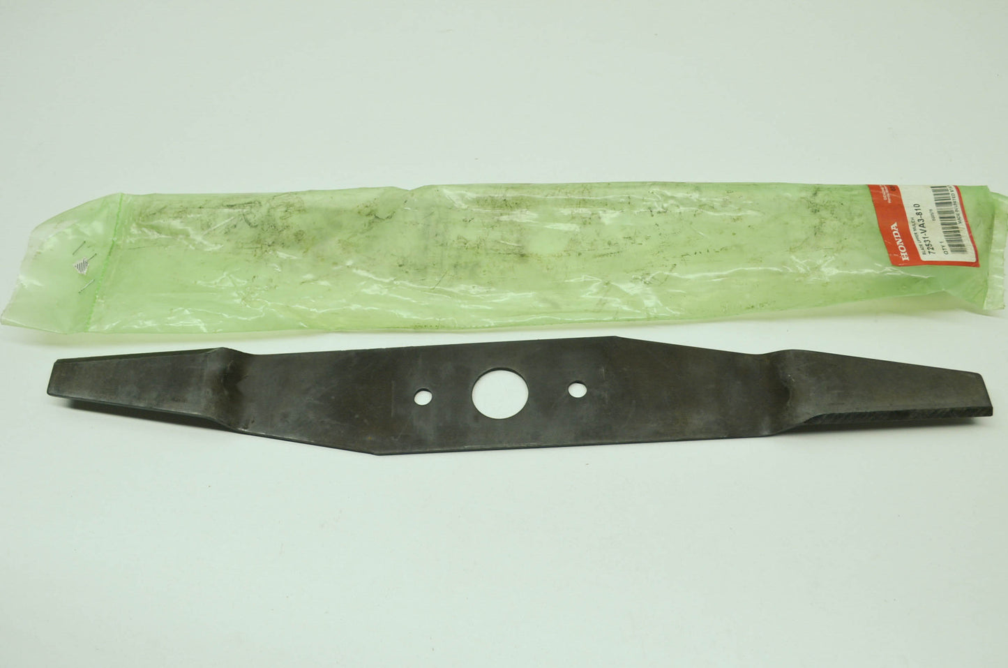 Upper Blade NOS