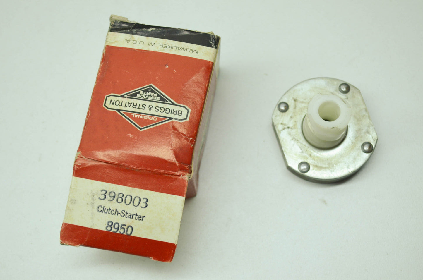 NEW Briggs & Stratton Starter Clutch NOS
