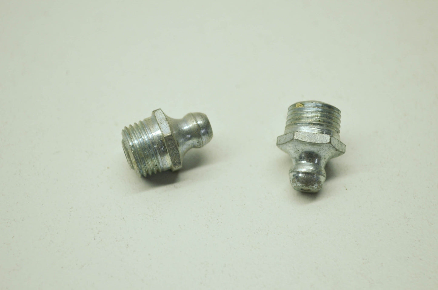 Lube Fittings Qty2 Qty 2 NOS