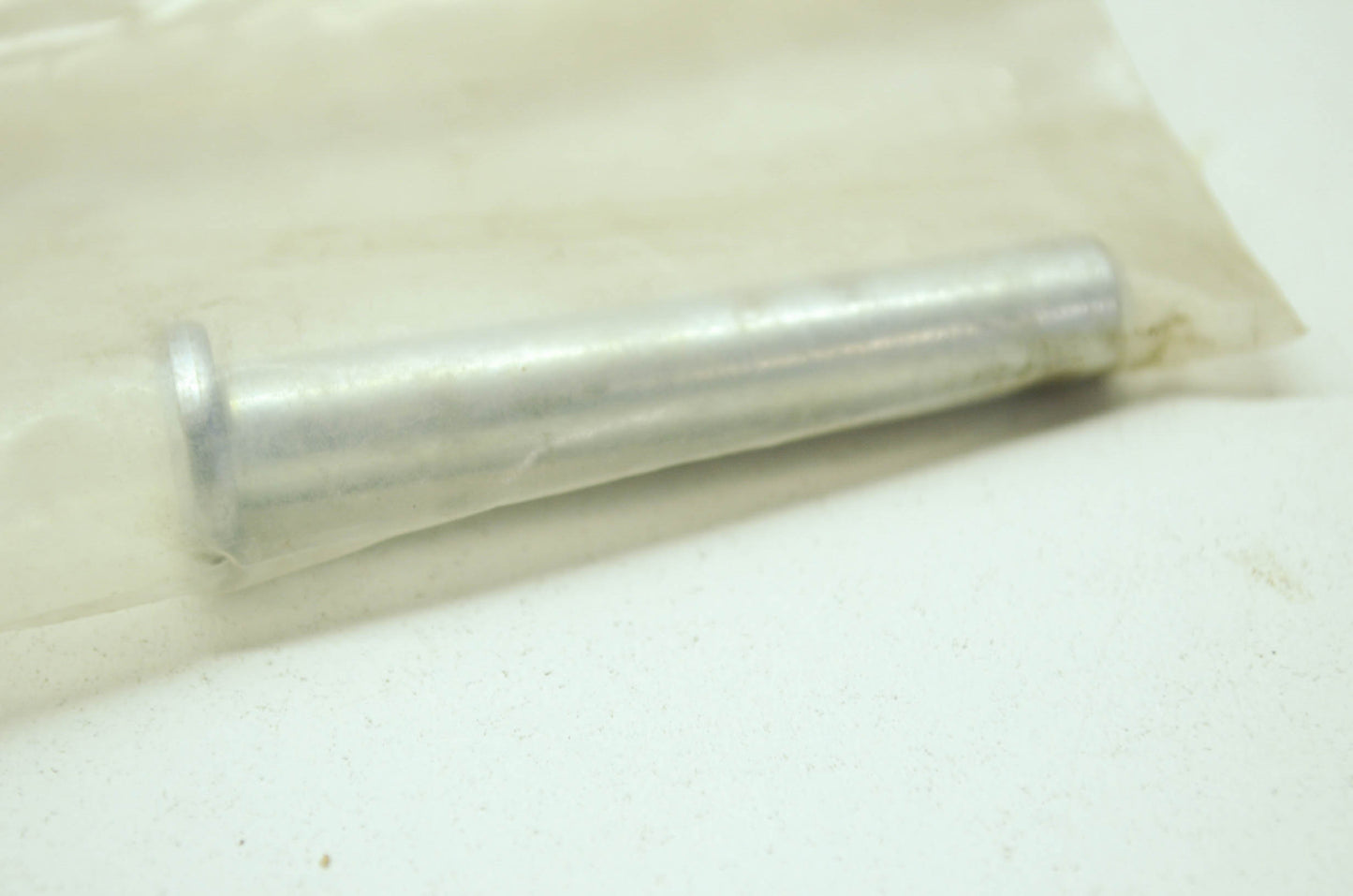 NEW Gravely Draw Bar Pin NOS 08585600