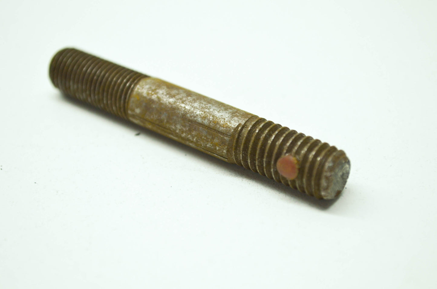 Column Stud 0 NOS