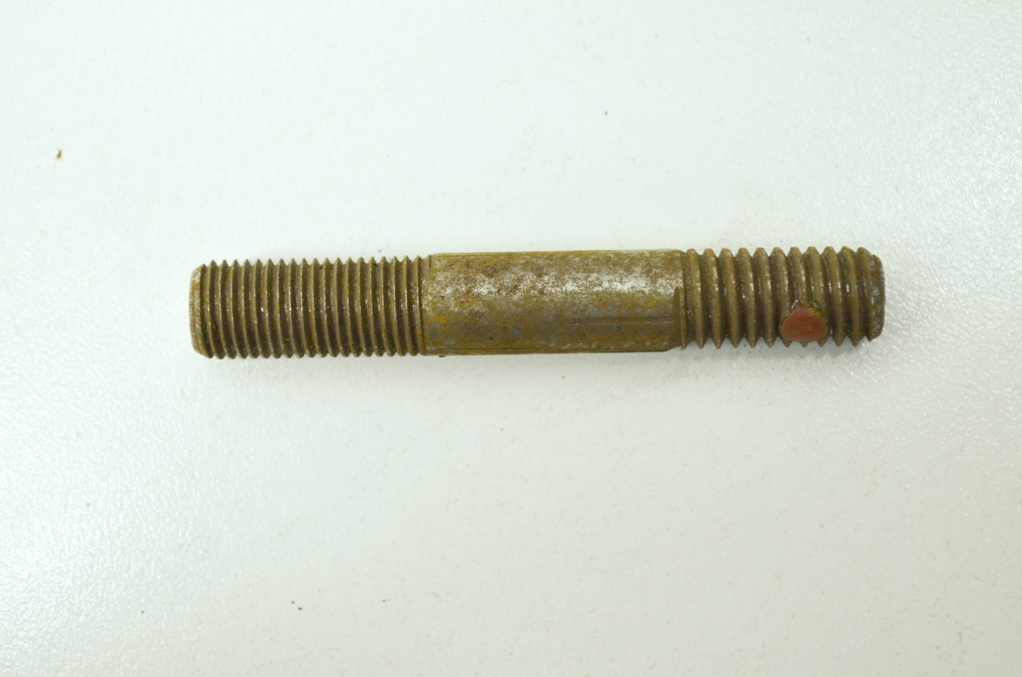 Column Stud 0 NOS