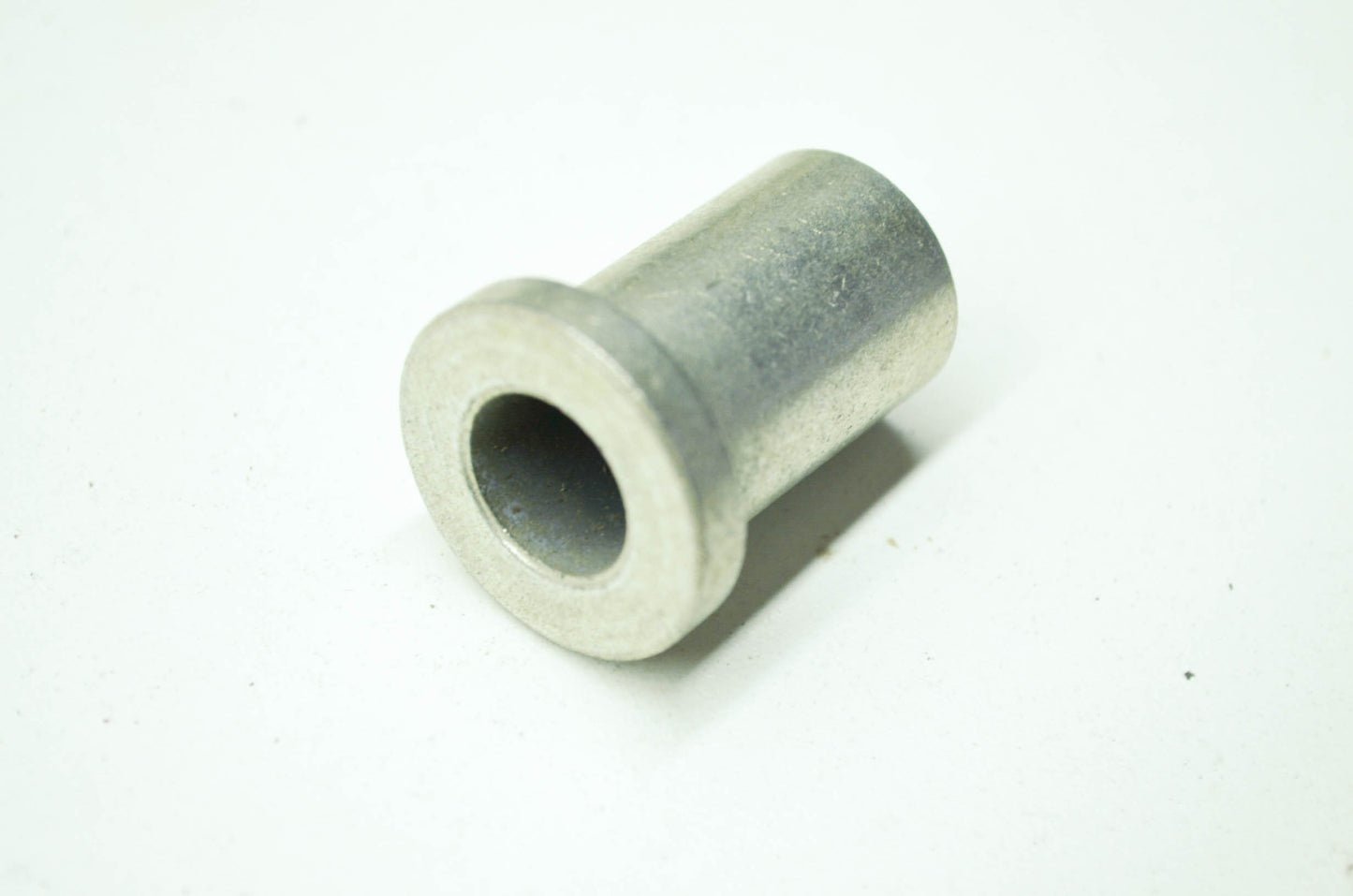 NEW Gravely Flange Bushing NOS 042169