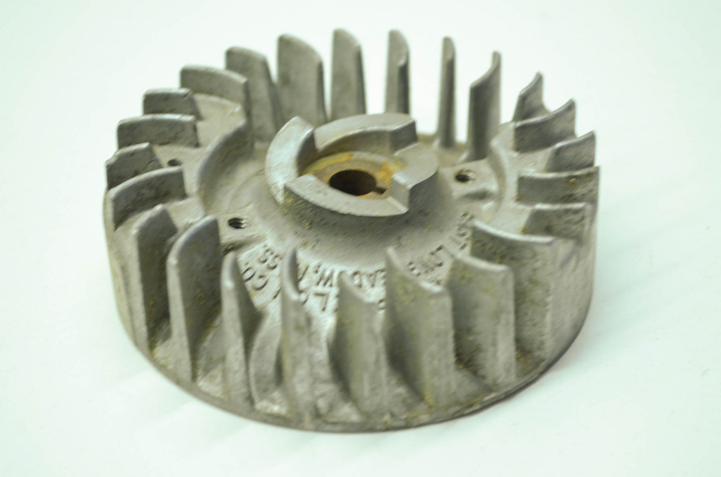 Flywheel Holiday II 2 1072 Chainsaw NOS
