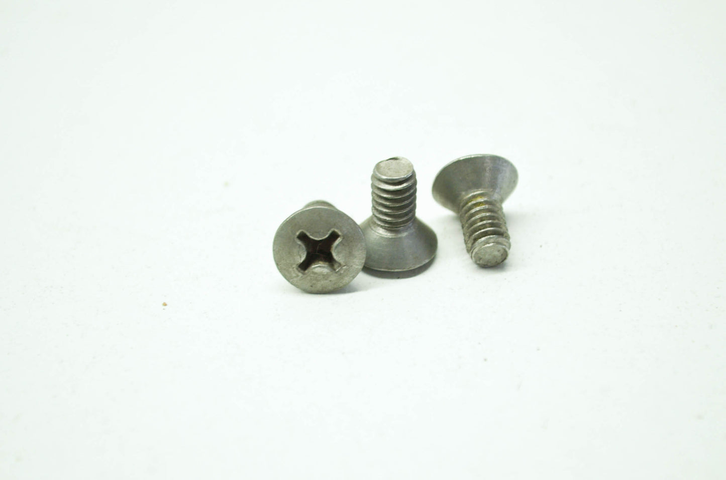 Marine Outboard Screws Qty 3 NOS