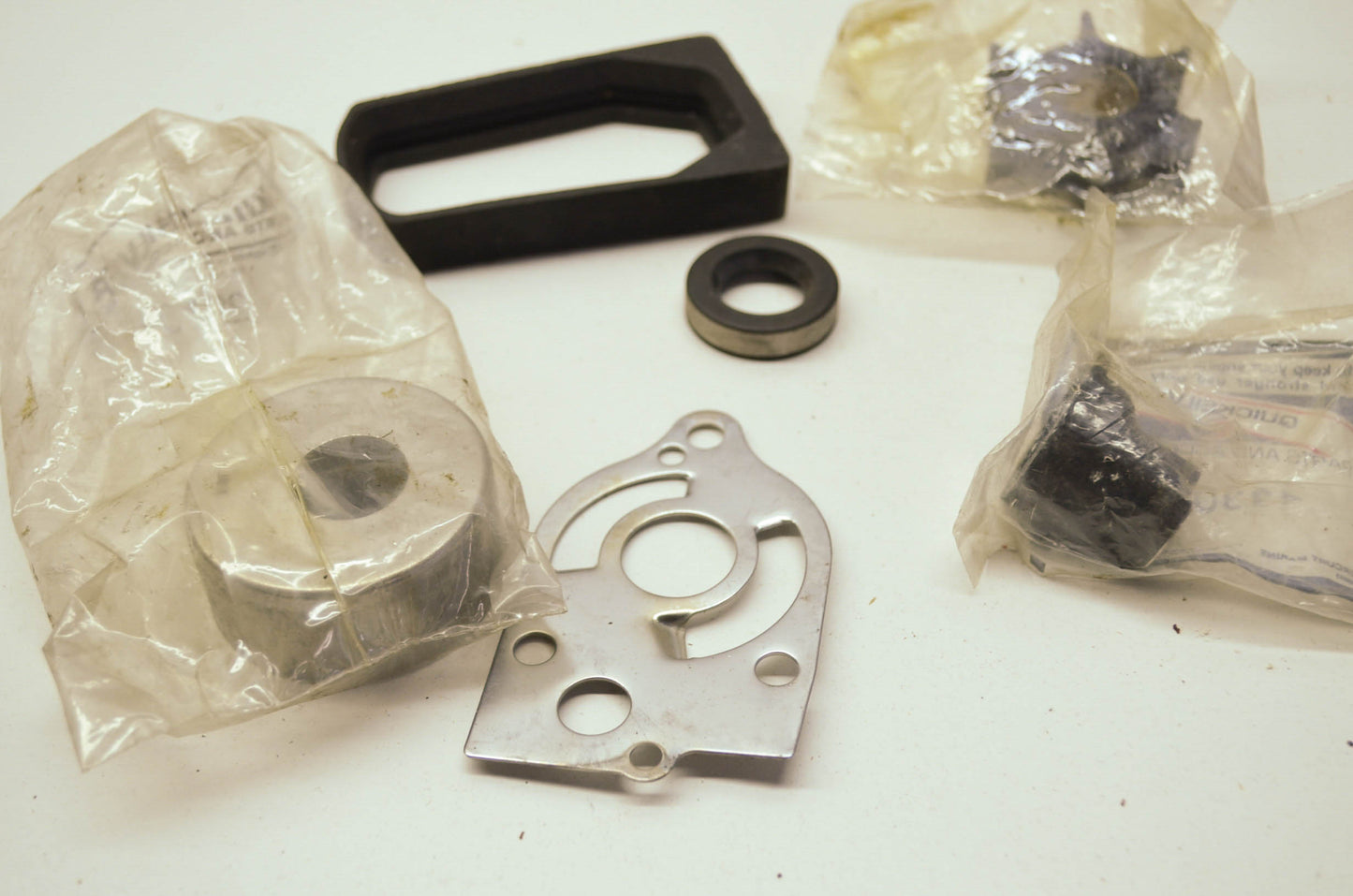 NEW Quicksilver Mercury Marine Water Pump Kit NOS 46-73640A2