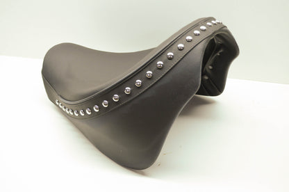 NEW OEM Yamaha Custom Solo Seat Studded 96-01 Royal Star Tour Classic Deluxe NOS