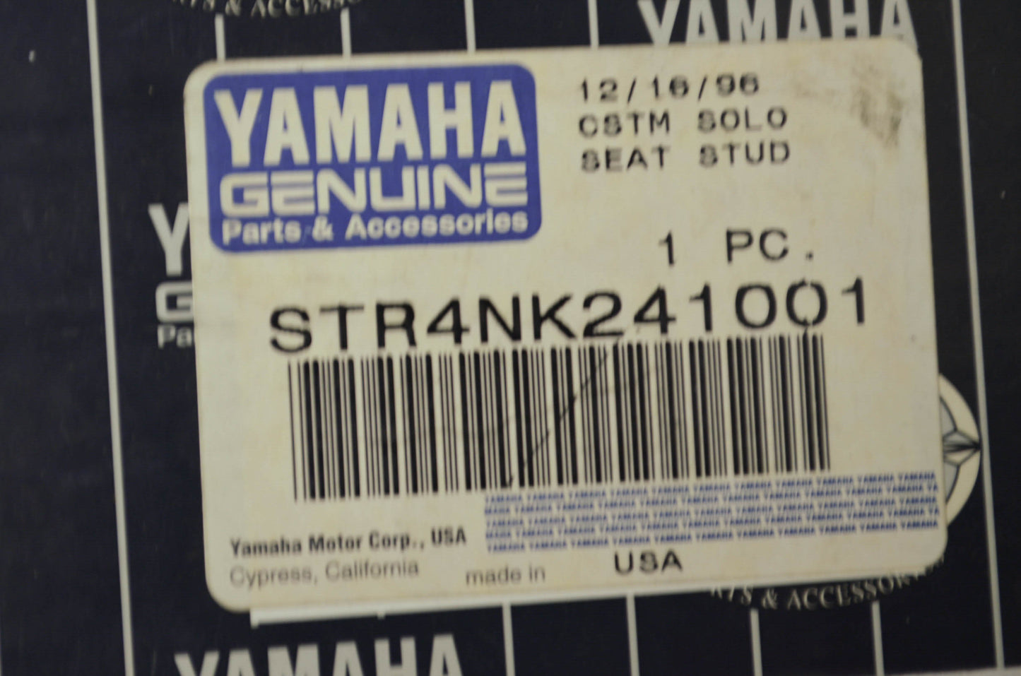 NEW OEM Yamaha Custom Solo Seat Studded 96-01 Royal Star Tour Classic Deluxe NOS