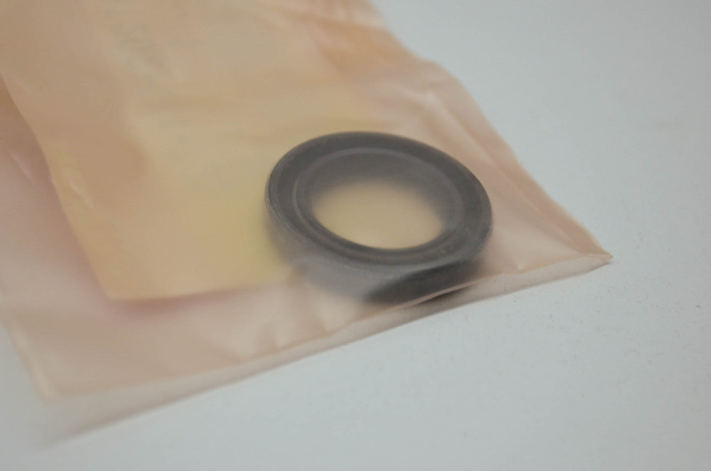 OEM Honda 91202-GK4-722 Oil Seal 18.9X30X5 NOS
