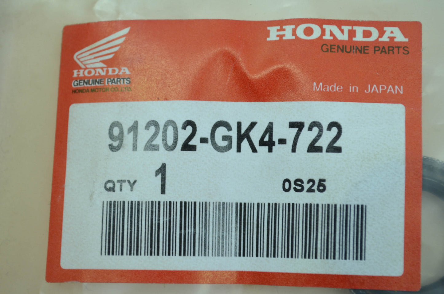 OEM Honda 91202-GK4-722 Oil Seal 18.9X30X5 NOS
