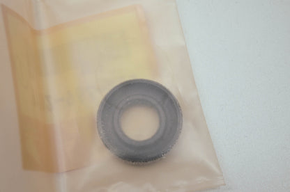 OEM Honda 91202-965-003 Oil Seal 14X28X7 NOS