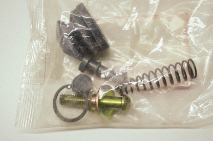 OEM Honda 43520-422-305 Master Cylinder Set NOS