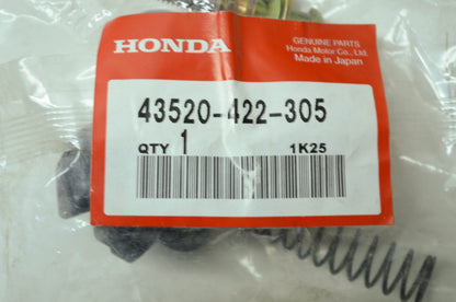 OEM Honda 43520-422-305 Master Cylinder Set NOS