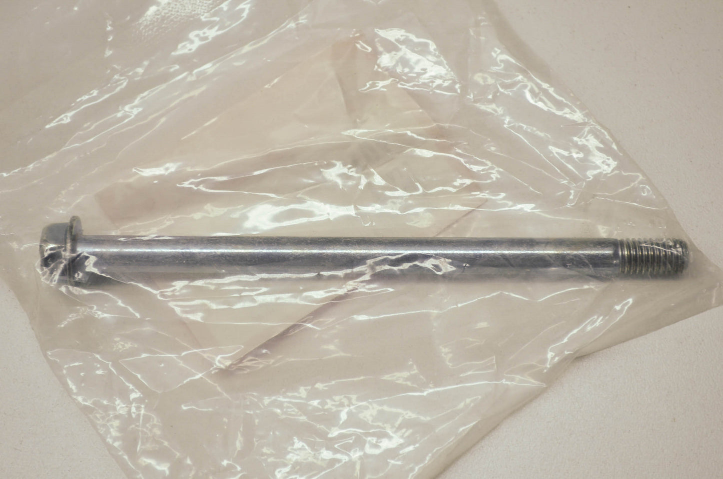 OEM Honda 90106-KZ4-890 Flange Bolt (8X130) NOS